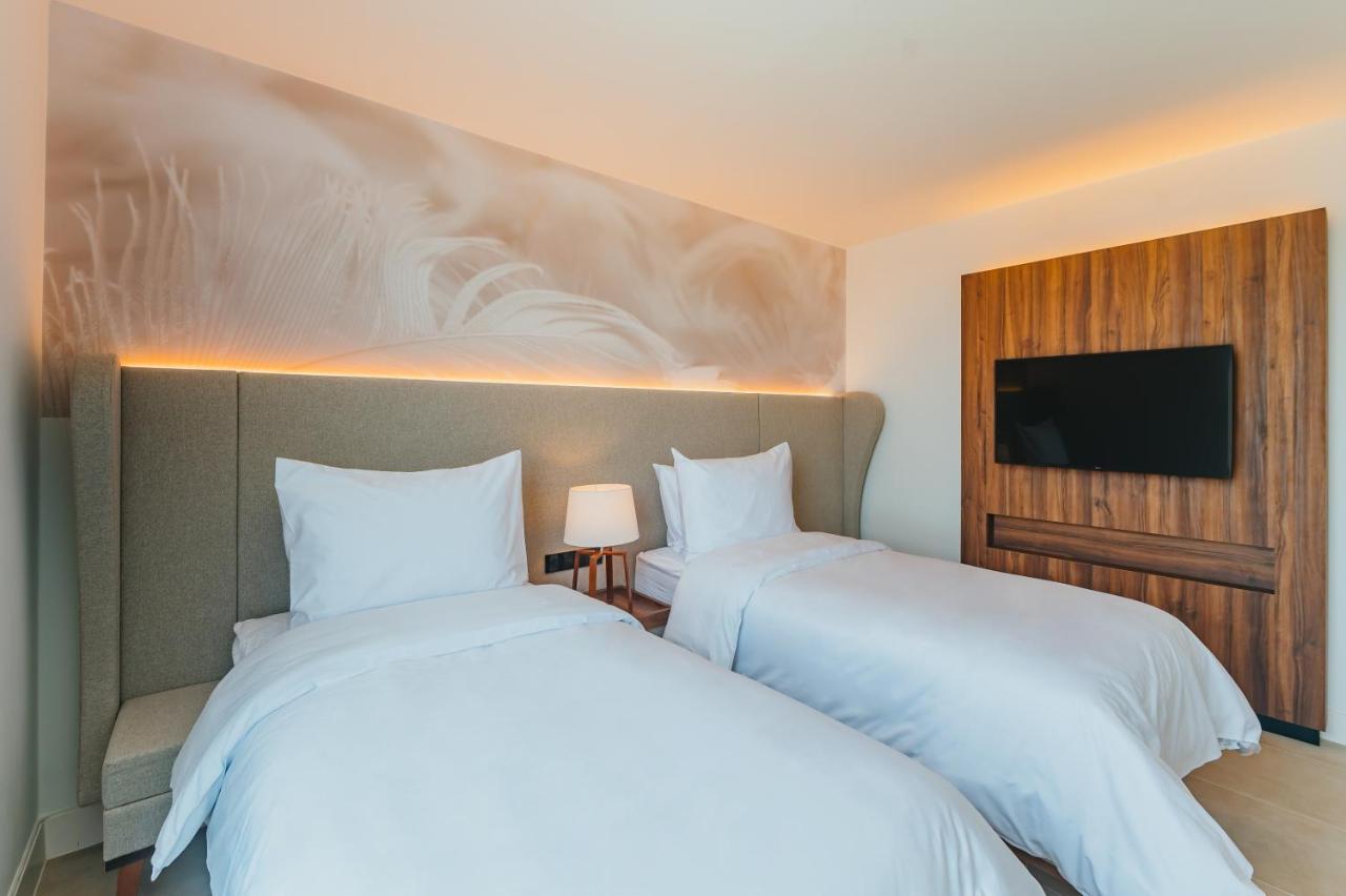 Radisson Blu Aruba Hotell Palm Beach Eksteriør bilde