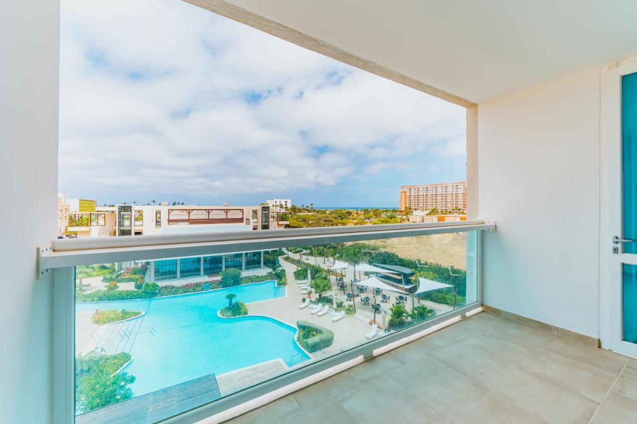 Radisson Blu Aruba Hotell Palm Beach Eksteriør bilde