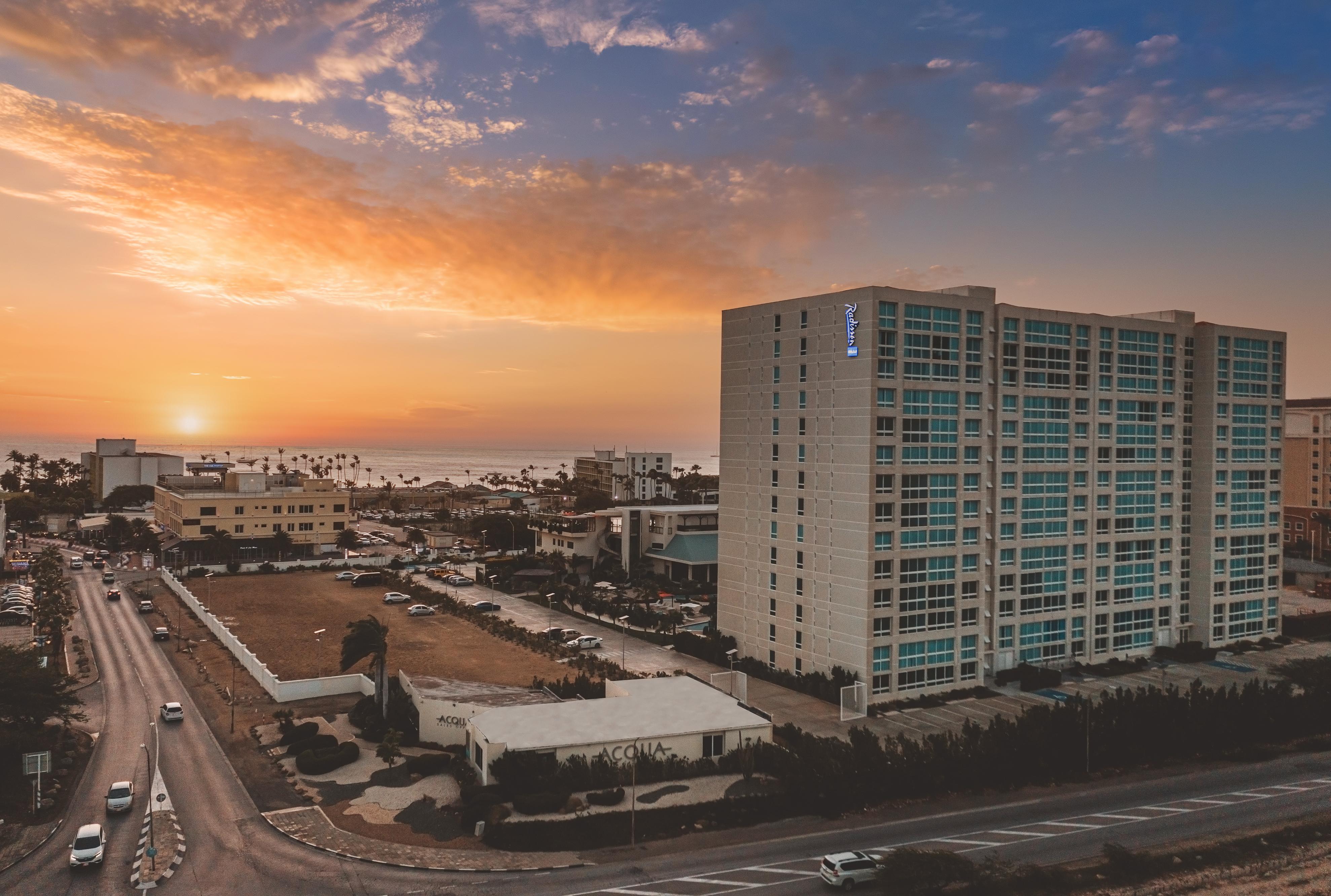 Radisson Blu Aruba Hotell Palm Beach Eksteriør bilde