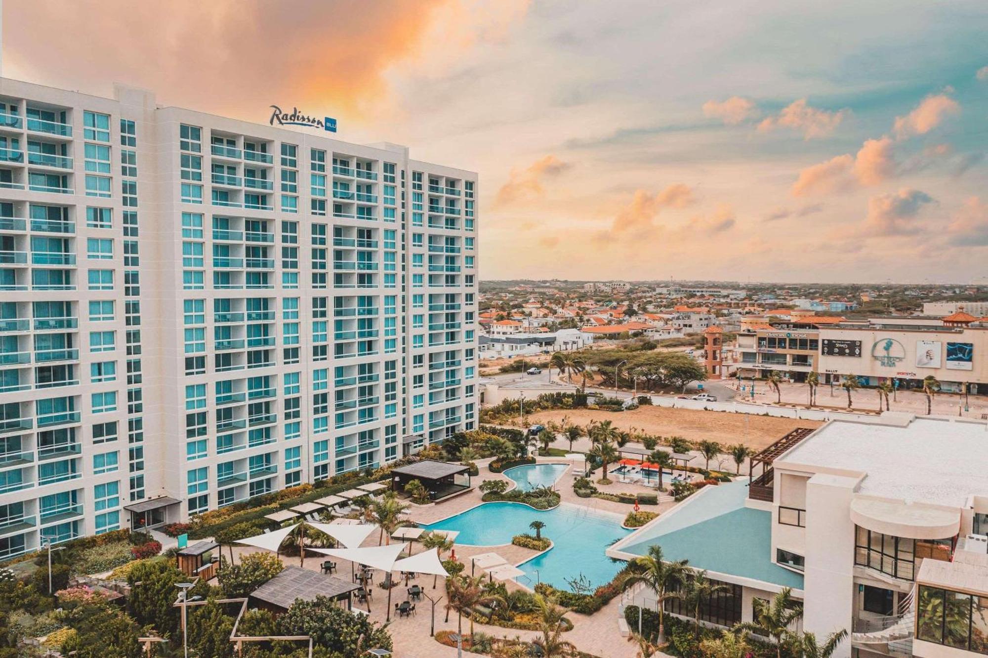 Radisson Blu Aruba Hotell Palm Beach Eksteriør bilde